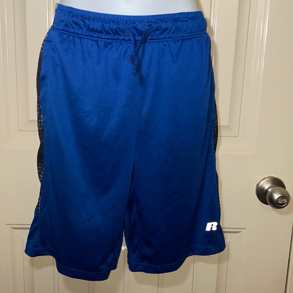 4/$10 item🤑 Russell size 18 XXL Dri-Power 360 Sports shorts with two pockets